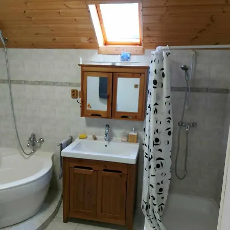 아파트 Gratitude Apartman